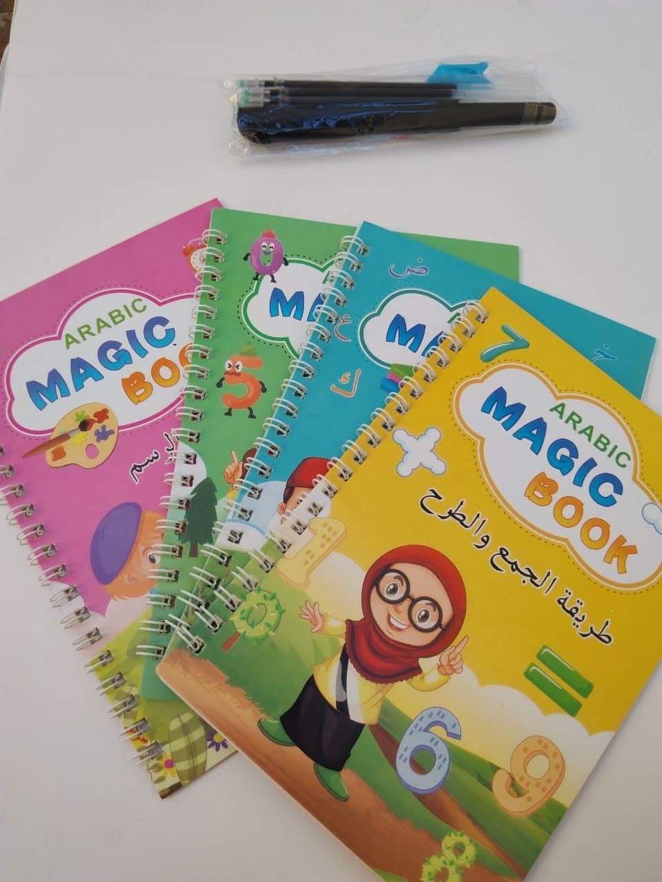 دفاتر Magic Book لتعليم الكتابة مع قلم سحري